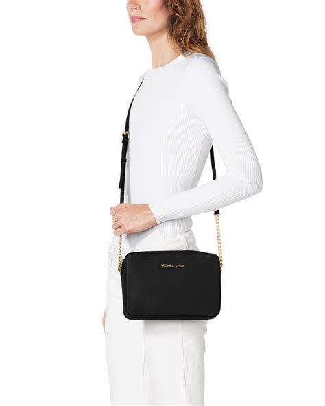 schwarzer michael kors jet set|michael jet set crossbody.